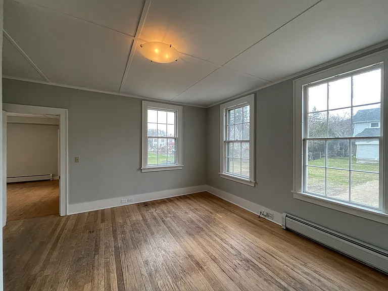 32 Mahaiwe St #2B — Photo 2