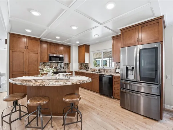 24001 Muirlands Blvd #64, Lake Forest, CA 92630