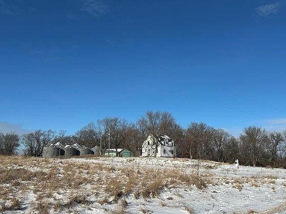 2nd image of 1317 195th Ave N