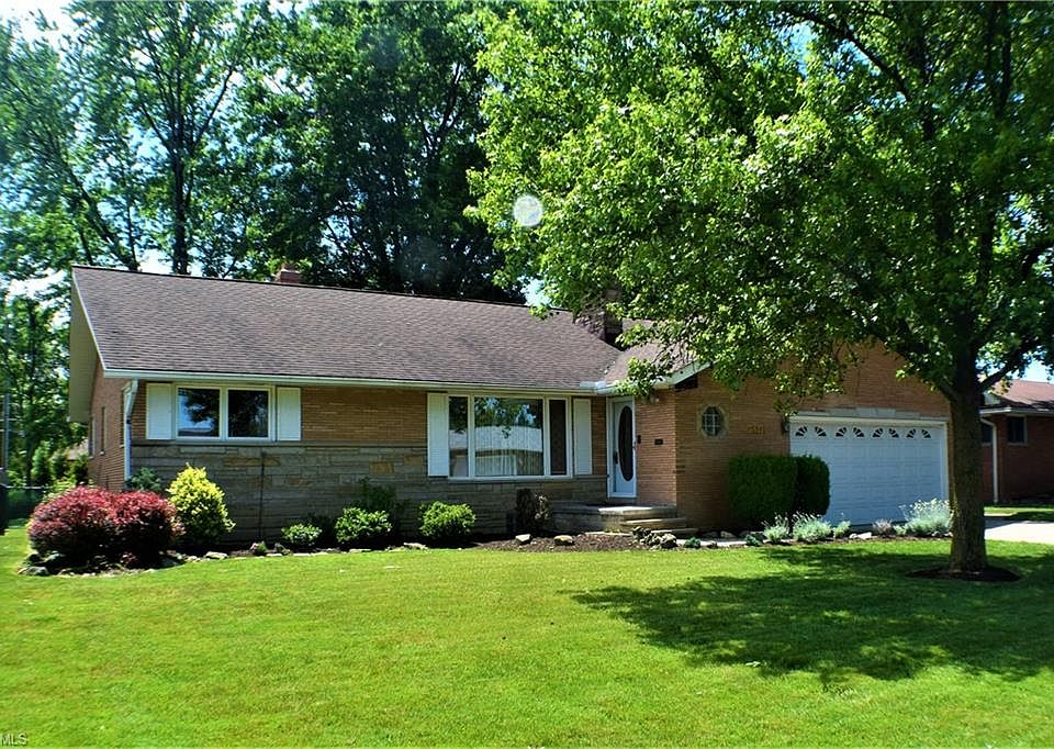 1st image of 15293 Sandalhaven Dr