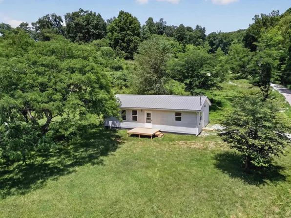 49 Tackett Cemetery Rd, Greenup, KY 41144