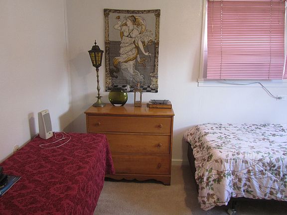 Furnished bedroom