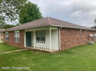 202 Southwinds Rd, Farmington, AR 72730