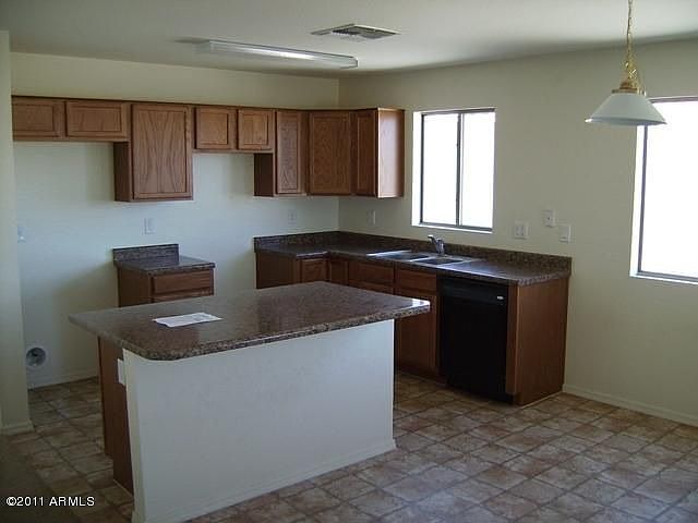 2nd image of 1041 N 13th Pl
