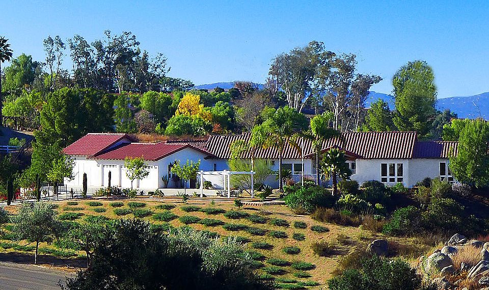 1st image of 39435 Parado Del Sol Dr