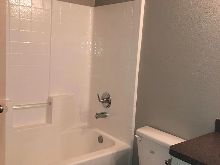 100 Leatherwood St — Photo 15
