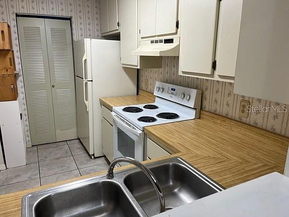 5th image of 3326 NW 51st Ter #3326