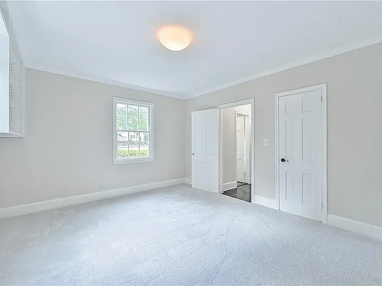 410 Collier Rd NW — Photo 14