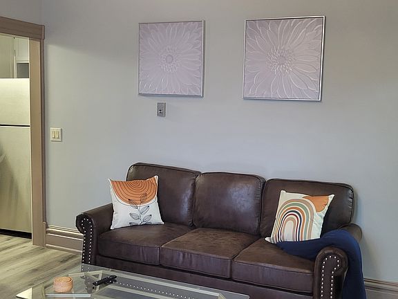 5th image of 221 Lima Ave #1