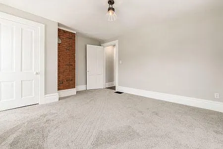 44 Western Ave — Photo 13