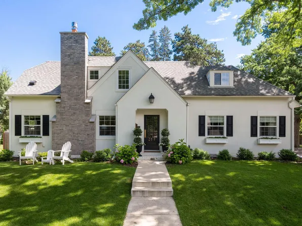 217 Holly Rd, Hopkins, MN 55343