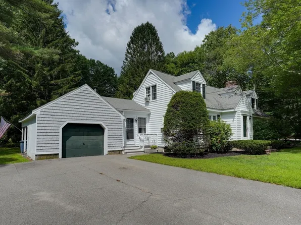 141 Holliston St, Medway, MA 02053