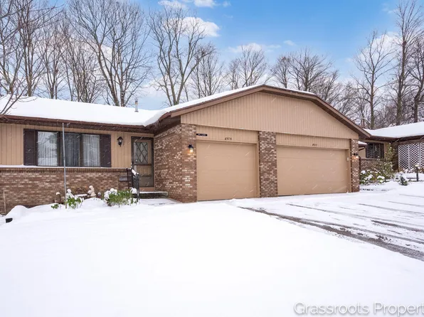 8575 Elkwood Dr SW, Byron Center, MI 49315