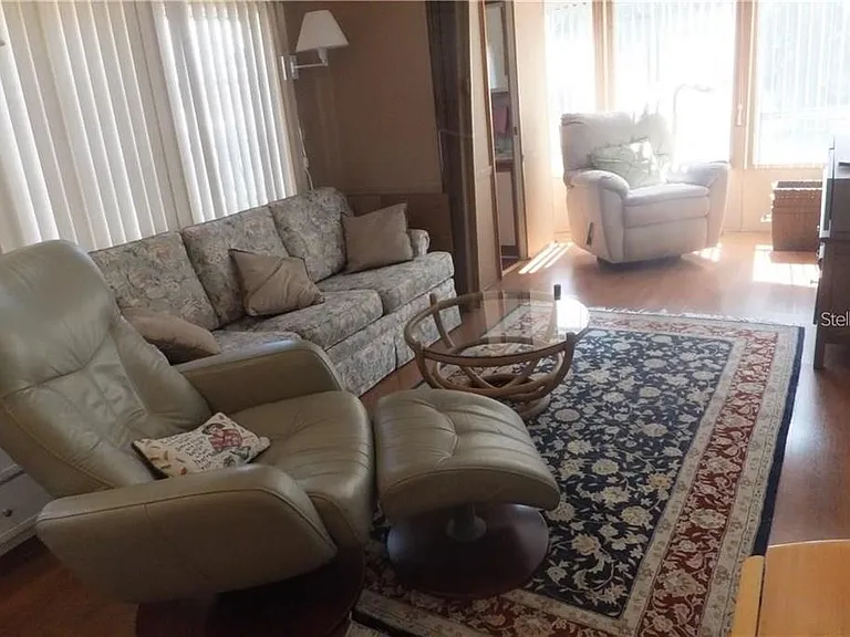 351 Citrus Ridge Dr — Photo 3