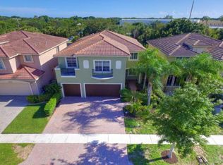 10881 Lake Wynds Ct, Boynton Beach, FL 33437