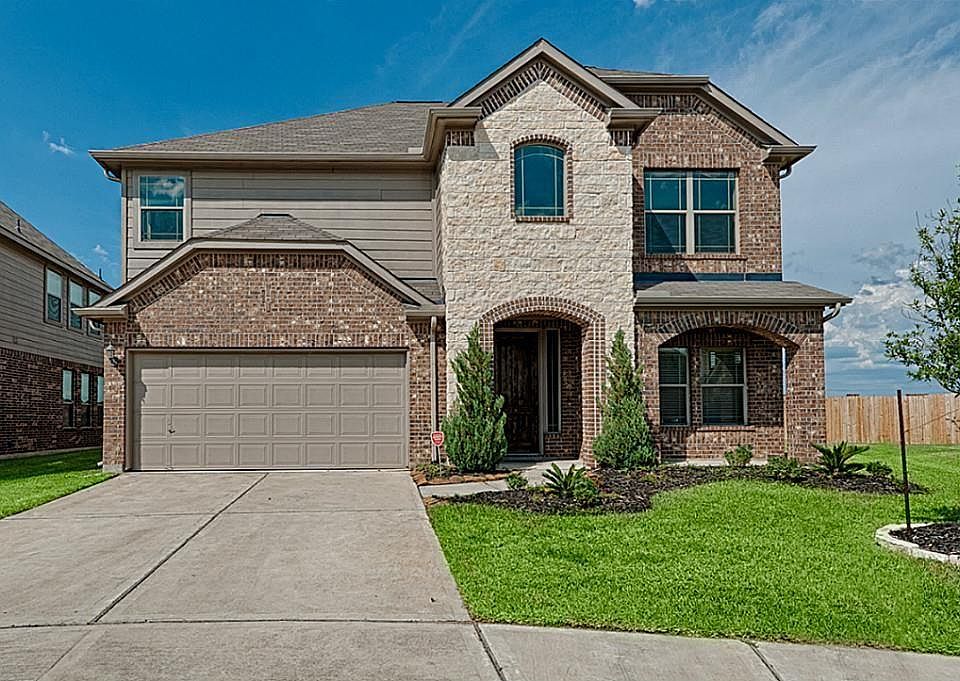 1st image of 22310 Hillington Ct