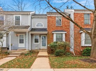 20 Pond Ct, Hillsborough, NJ