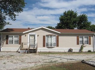 402 Wayne St, Cedar Vale, KS 67024