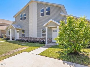 509 E 24th St, Lynn Haven, FL 32444