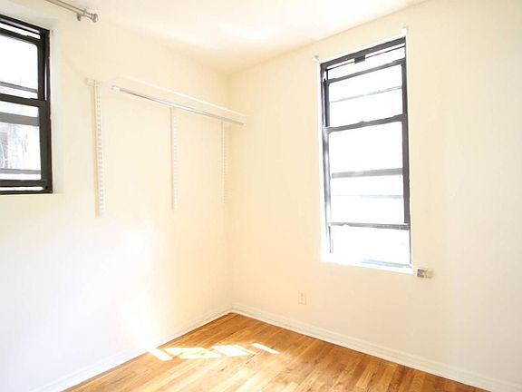 4th image of 438 E 9th St APT 8