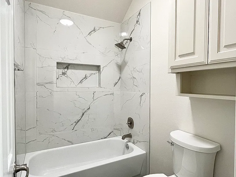 2204 Paige Ct — Photo 34