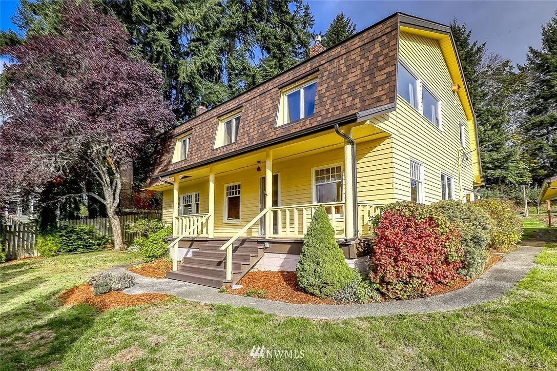 3 bed, 2420 sqft, $3,500 — Photo 1