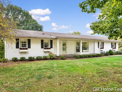 2650 Scenicview Dr NE, Grand Rapids, MI, 49525