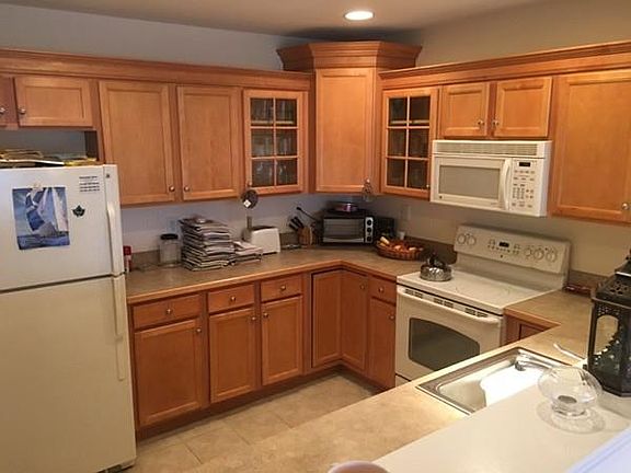 3rd image of 2104 Briarwood Vlg