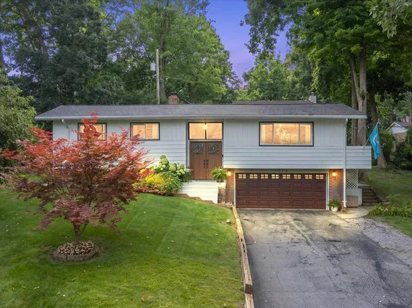 6023 Paramus, Clarkston, MI 48346