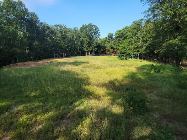 205 Apple Ln, Russellville, AR 72802