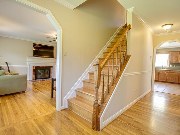 5th image of 38404 Bonny Ln