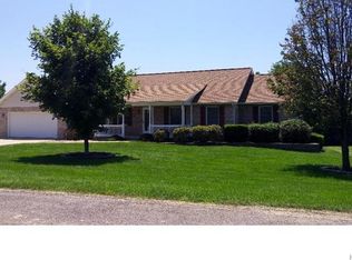 2664 Scenic Point Dr, Washington, MO 63090