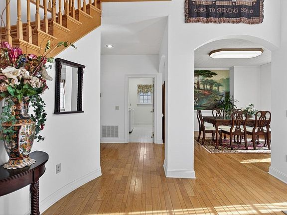 5th image of 1837 Park Rd
