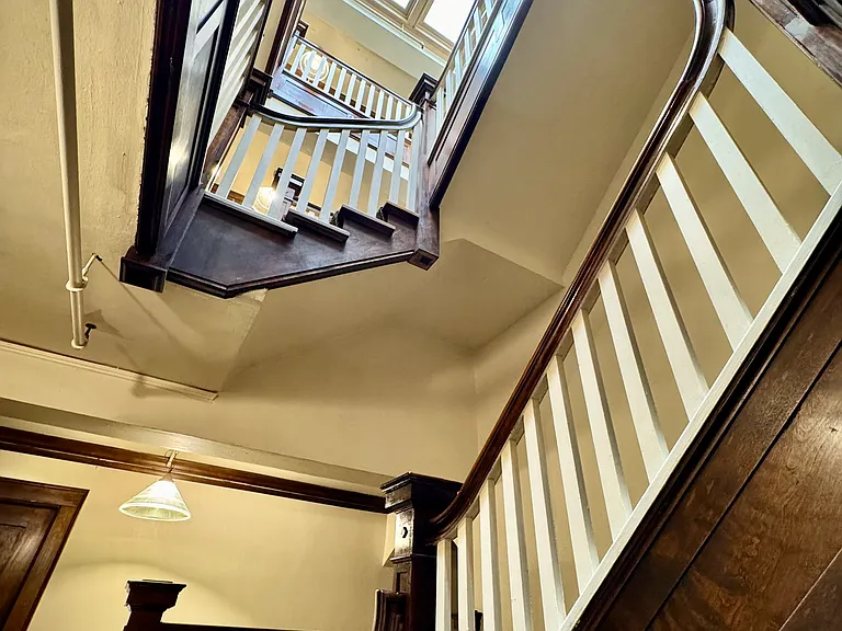 Van Buren Apartments — Photo 2