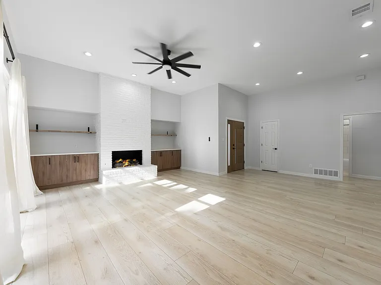 14140 Regency Pl — Photo 6
