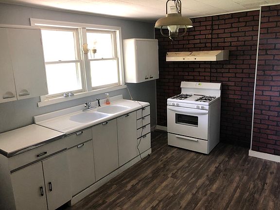 4th image of 1813 E Indiana Ave