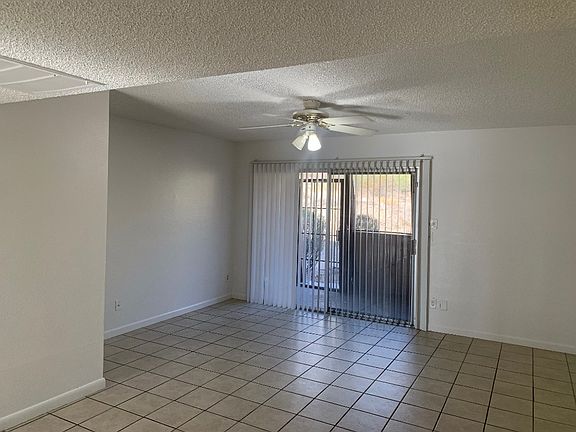 5th image of 1601 W Sunnyside Dr Unit 136