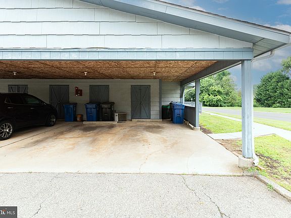 3rd image of 80 Cedarwood Ct #80