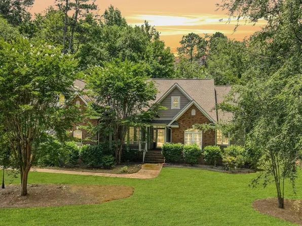 104 Arlington Ln, Greenwood, SC 29646