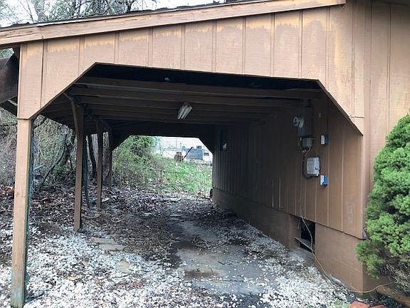 2nd image of 1619 County Road 58