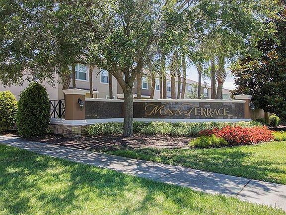 2nd image of 10855 Savannah Landing Cir