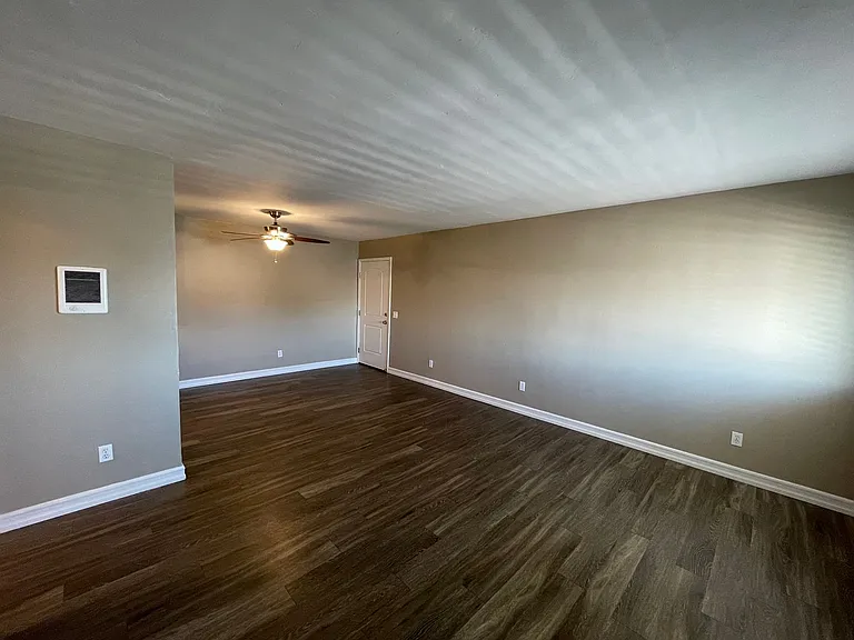 5005 Trojan Ave- Newly Renovated Ground Floor Home — Photo 6