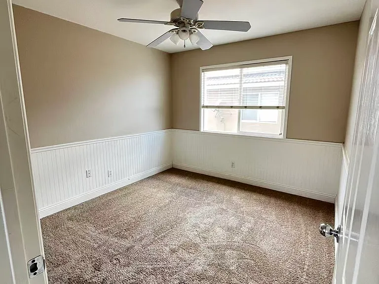 351 Jessica Ln — Photo 8