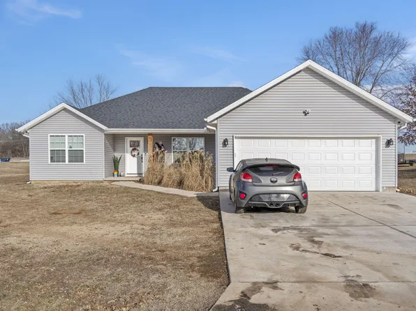 902 E Auburn Drive, Ash Grove, MO 65604