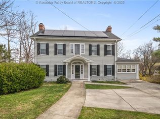 1701 Edgewood Dr, Charleston, WV 25302