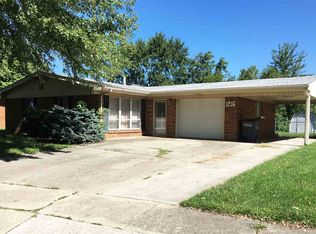 1216 Meadowbrook Dr, Kokomo, IN