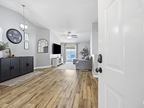 4th image of 3330 Floral Meadow Dr