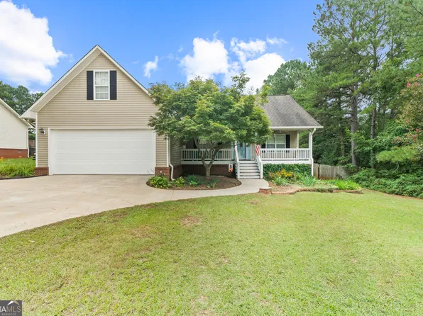 512 Aarons Cir, Gray, GA 31032