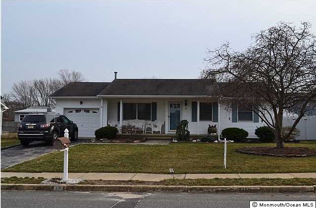 2nd image of 18 Ford Ave