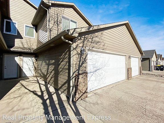 3rd image of 3600 W 93rd St #10862914